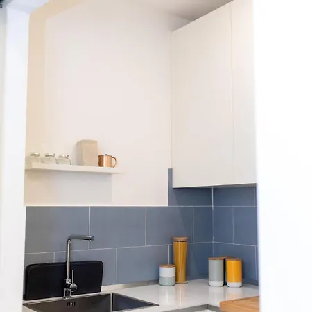 The Nest Maqueda Apartman *