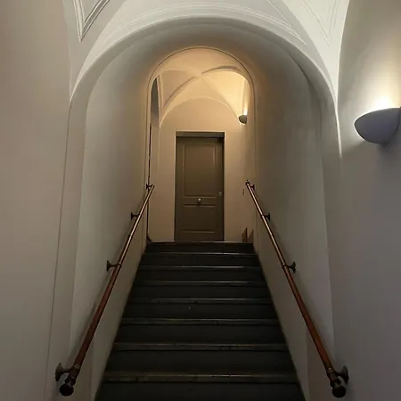 The Nest Maqueda Apartman Palermo